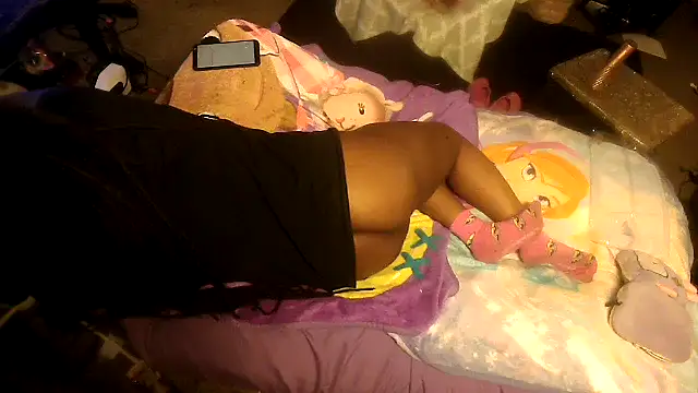 Snapshot of EbonyFetishQueen chatting on 6, 4, 2026 EbonyFetishQueen online show from 6, 4, 2026
