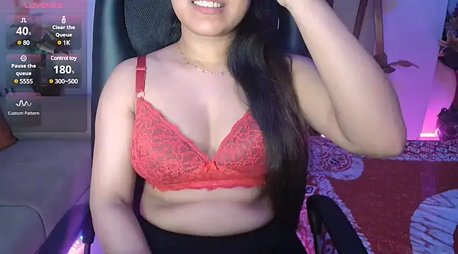 Most-Beautiful-Queen online show from 18, 3, 2025