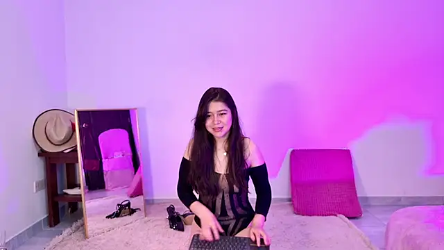 Snapshot of pink_flower_ chatting on 6, 3, 2026 pink flower online show from 6, 3, 2026