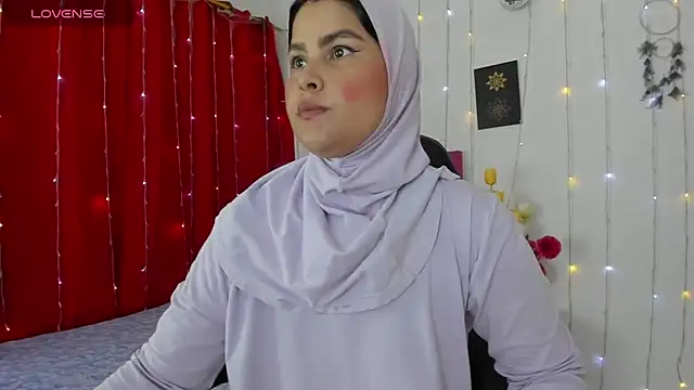 AishaAmin  online show from 20, 3, 2025