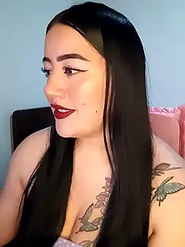 Snapshot of kirara_dirty chatting on 6, 12, 2024 kirara dirty online show from 6, 12, 2024