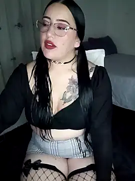 Snapshot of kirara_dirty chatting on 22, 12, 2024 kirara dirty online show from 22, 12, 2024