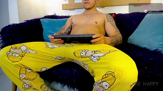 Snapshot of Marc__Waatson chatting on 21, 12, 2025 Marc Waatson online show from 21, 12, 2025