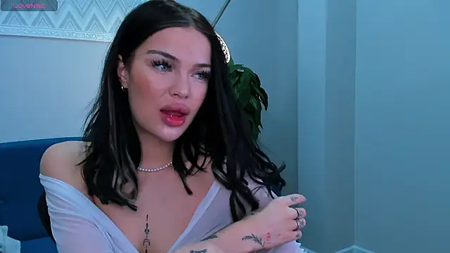 Angel Sapphire  online show from 26, 12, 2024