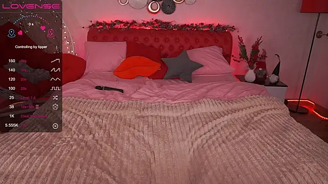 ChloeBrightt online show from 24, 12, 2024