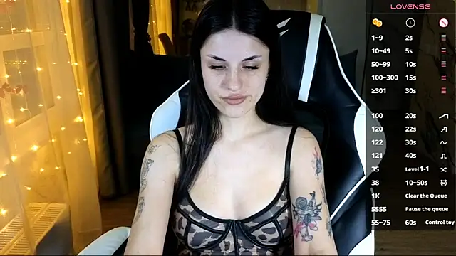 Mary   Moore online show from 5, 12, 2025