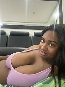 Snapshot of _MARRTINNA_ chatting on 15, 1, 2025  MARRTINNA  online show from 15, 1, 2025