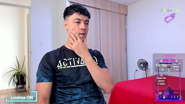 Snapshot of Sebastian-Dash chatting on 24, 12, 2024 Sebastian-Dash online show from 24, 12, 2024