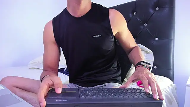 Snapshot of Sebastian-Dash chatting on 13, 1, 2025 Sebastian-Dash online show from 13, 1, 2025