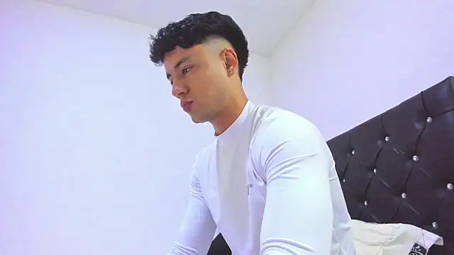 Snapshot of Sebastian-Dash chatting on 12, 2, 2025 Sebastian-Dash online show from 12, 2, 2025