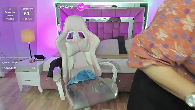 Snapshot of Aliciia_cute1 chatting on 23, 12, 2024 Aliciia cute1 online show from 23, 12, 2024