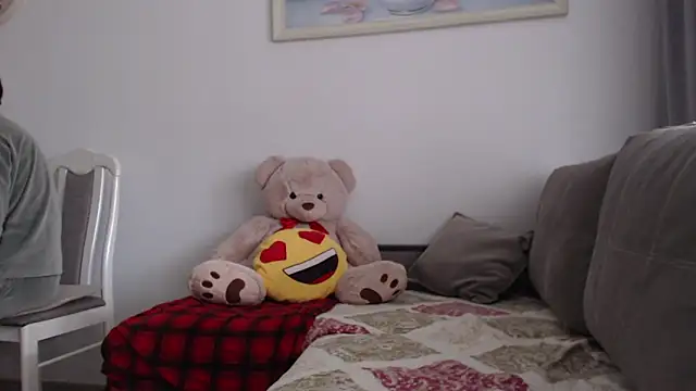 Snapshot of _JustmeHere_ chatting on 19, 11, 2025 JustmeHere online show from 19, 11, 2025