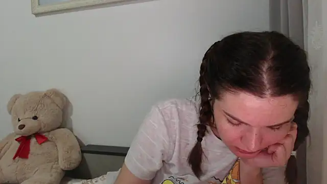 Snapshot of _JustmeHere_ chatting on 27, 11, 2025 JustmeHere online show from 27, 11, 2025