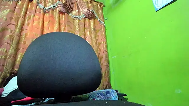 Snapshot of Brenda_Smith69 chatting on 22, 10, 2025 Brenda Smith69 online show from 22, 10, 2025