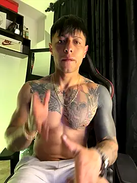 Snapshot of darmod chatting on 8, 10, 2025 darmod online show from 8, 10, 2025