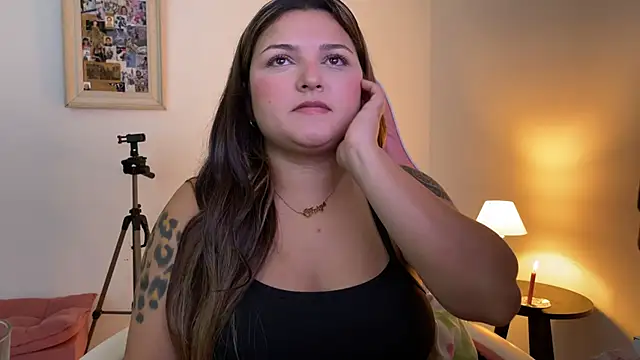 Snapshot of SweetPaige_ chatting on 1, 2, 2026 SweetPaige online show from 1, 2, 2026