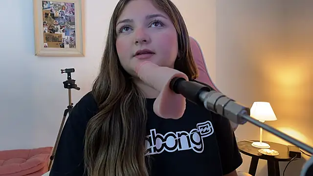 Snapshot of SweetPaige_ chatting on 2, 2, 2026 SweetPaige online show from 2, 2, 2026