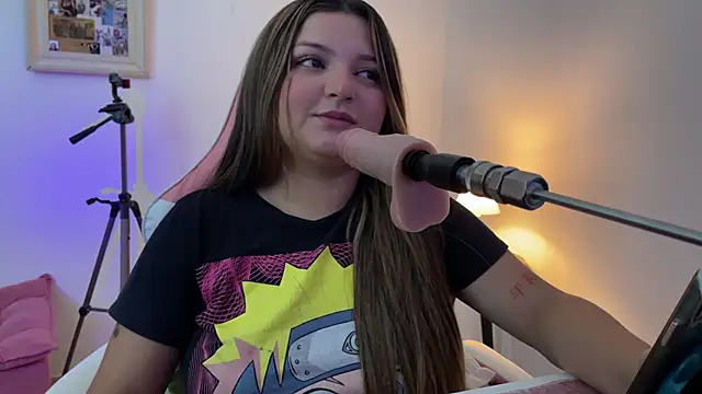 Snapshot of SweetPaige_ chatting on 5, 3, 2026 SweetPaige online show from 5, 3, 2026