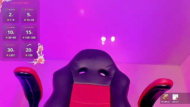 Snapshot of naomy__xx chatting on 8, 1, 2026 naomy xx online show from 8, 1, 2026