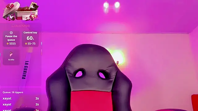 Snapshot of naomy__xx chatting on 11, 2, 2026 naomy xx online show from 11, 2, 2026