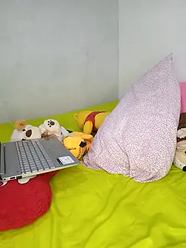 Snapshot of Amy_sweet-03 chatting on 18, 11, 2025 Amy sweet-03 online show from 18, 11, 2025