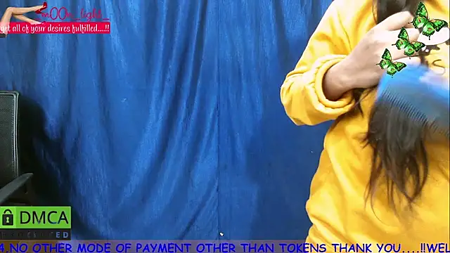 Snapshot of _mOOn_light_ chatting on 20, 1, 2025 mOOn light online show from 20, 1, 2025