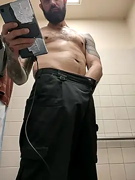 Snapshot of AceSpinning_DJ chatting on 21, 2, 2025 AceSpinning DJ online show from 21, 2, 2025