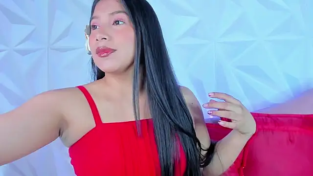 LinnaGardenia online show from 27, 12, 2024