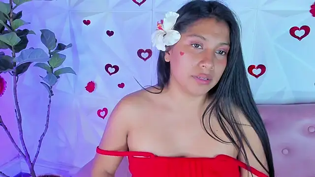 LinnaGardenia online show from 14, 2, 2025