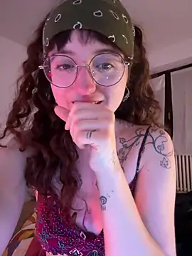 Snapshot of _foxygirl_ chatting on 16, 3, 2025  foxygirl  online show from 16, 3, 2025