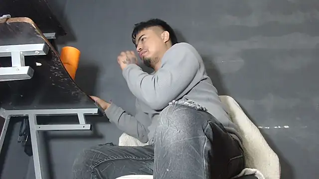 Snapshot of DickMasterfindom chatting on 18, 3, 2025 DickMasterfindom online show from 18, 3, 2025