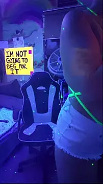 Cloud Master9 online show from 8, 11, 2025