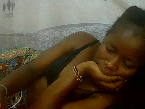 Snapshot of pretty_nanah chatting on 28, 9, 2025 pretty nanah online show from 28, 9, 2025