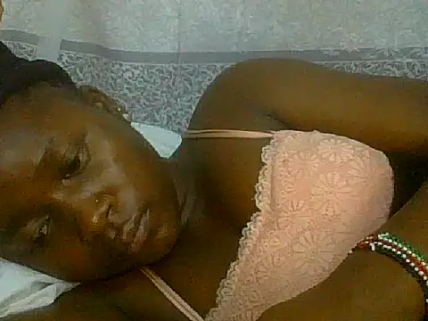 Snapshot of pretty_nanah chatting on 9, 10, 2025 pretty nanah online show from 9, 10, 2025