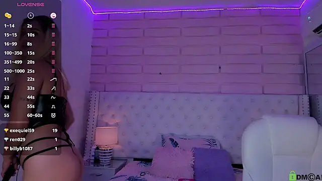 Snapshot of Yaaky_ chatting on 11, 12, 2024 Yaaky online show from 11, 12, 2024