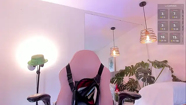 Tom cooper  online show from 13, 11, 2025