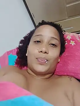 Snapshot of zandra_kiman chatting on 3, 7, 2026 zandra kiman online show from 3, 7, 2026