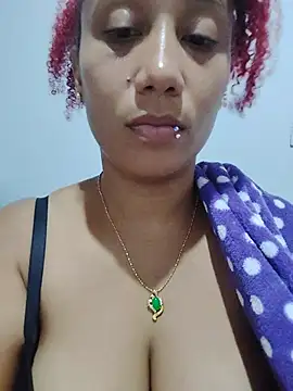 Snapshot of zandra_kiman chatting on 14, 7, 2026 zandra kiman online show from 14, 7, 2026