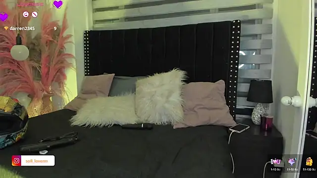 Snapshot of Sofiia-Rubb chatting on 10, 1, 2025 Sofiia-Rubb online show from 10, 1, 2025