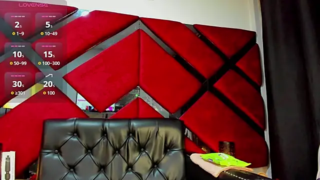 Kendra-Foxxy online show from 12, 11, 2025