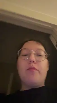 Snapshot of emigooflordXD chatting on 11, 11, 2025 emigooflordXD online show from 11, 11, 2025