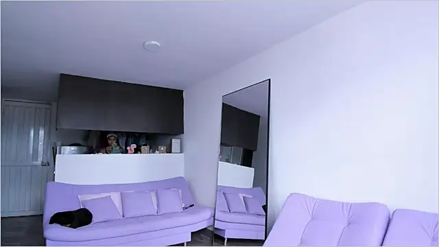 Lauren A online show from 15, 9, 2025