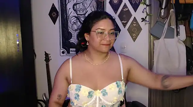 mollyshake1 online show from 5, 12, 2024