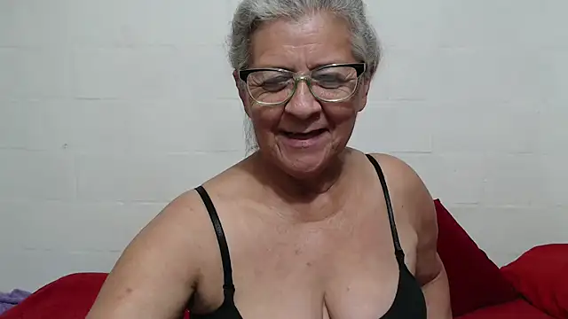 candy mature  online show from 22, 10, 2025