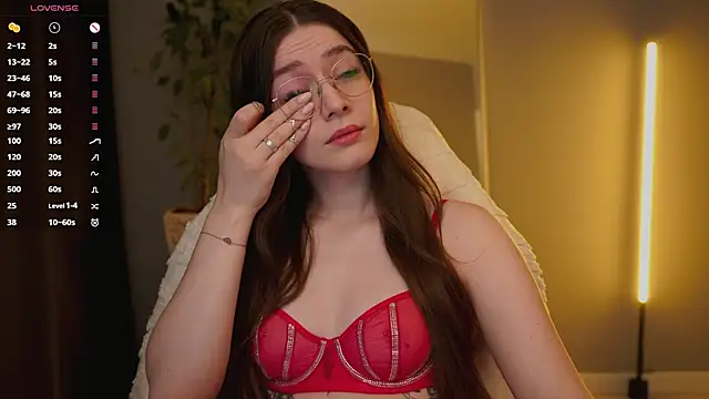 Snapshot of Ester_Hill chatting on 14, 2, 2026 Ester Hill online show from 14, 2, 2026