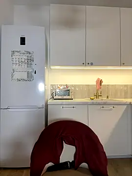 Snapshot of Little_Forest_ELF chatting on 27, 11, 2025 Little Forest ELF online show from 27, 11, 2025