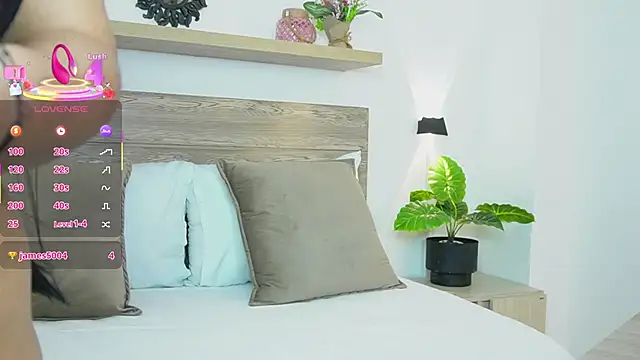 keyla scott  online show from 15, 11, 2025