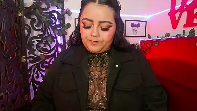 moon sunflower online show from 6, 2, 2025