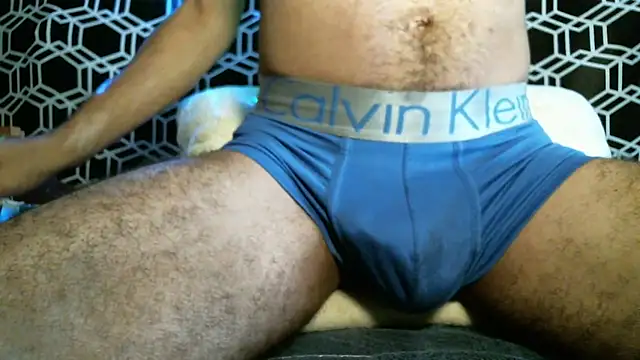 Snapshot of Sir-meltsclearrockzalot chatting on 23, 3, 2026 Sir-meltsclearrockzalot online show from 23, 3, 2026