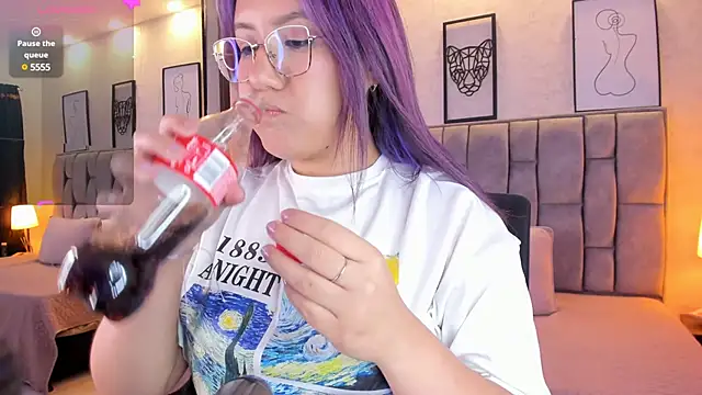 sweet--emily online show from 23, 1, 2025